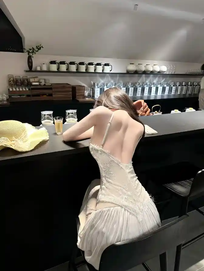 在线播放无码成动漫视频_女邻居丰满的奶水完整版_亚洲五月综合缴情在线观看