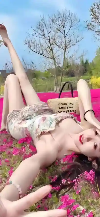 在线播放无码成动漫视频_女邻居丰满的奶水完整版_亚洲五月综合缴情在线观看