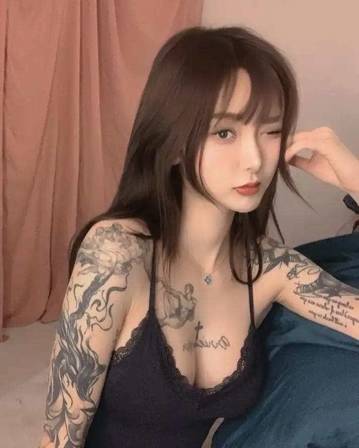 在线播放无码成动漫视频_女邻居丰满的奶水完整版_亚洲五月综合缴情在线观看