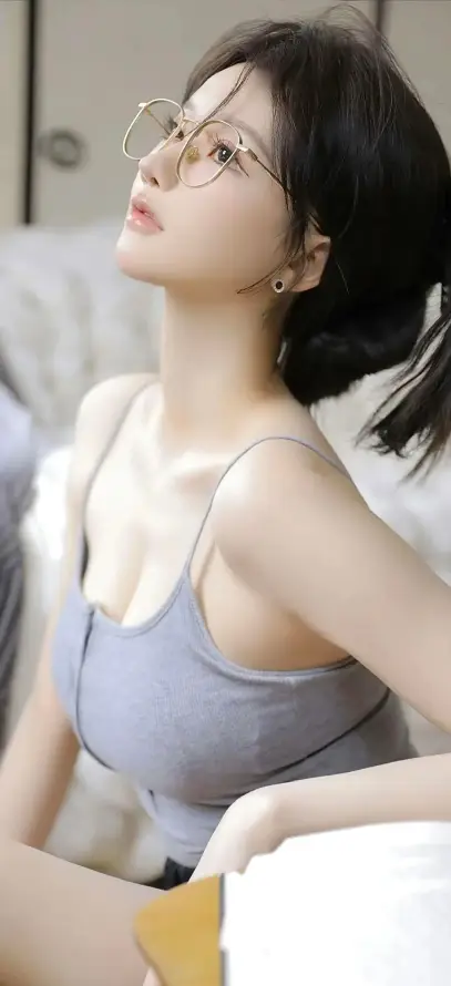 在线播放无码成动漫视频_女邻居丰满的奶水完整版_亚洲五月综合缴情在线观看