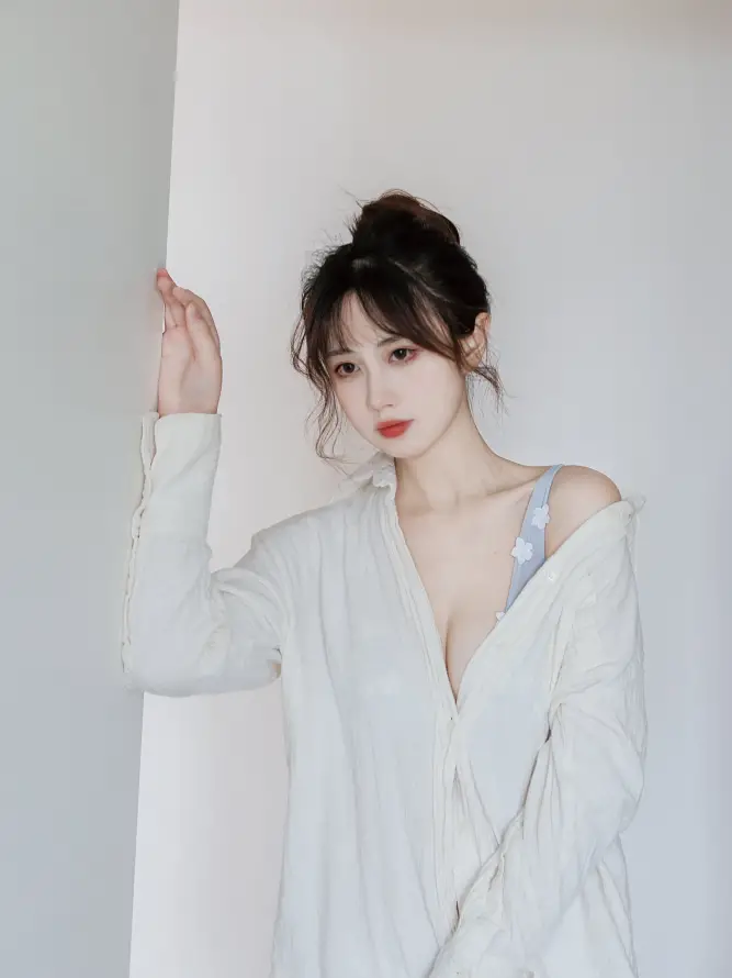 在线播放无码成动漫视频_女邻居丰满的奶水完整版_亚洲五月综合缴情在线观看