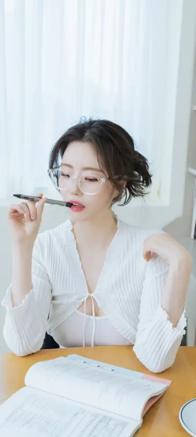 在线播放无码成动漫视频_女邻居丰满的奶水完整版_亚洲五月综合缴情在线观看
